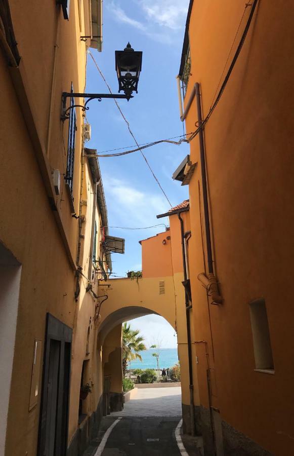 Casa Mia Apartment Imperia Exterior photo